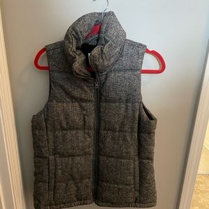 Old navy puffer vest